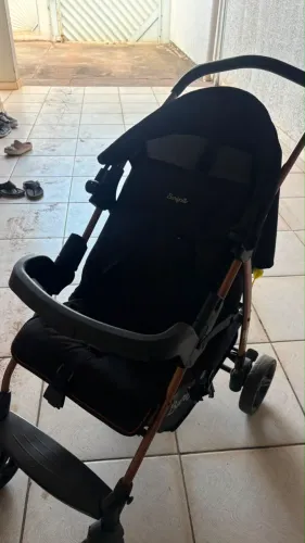 Carrinho de bebê burigotto