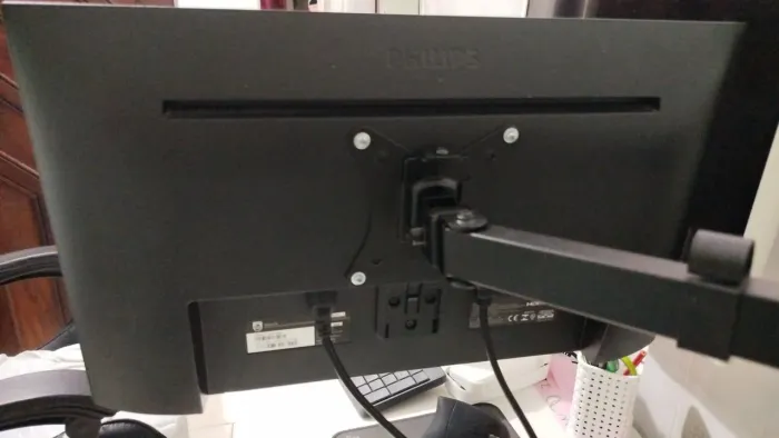 Monitor Philips 21,5" Full HD - 221V8L - Muito conservado