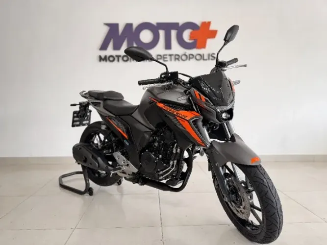 YAMAHA FZ25 FAZER
