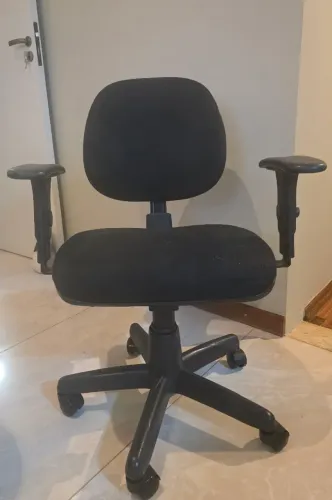 Cadeira giratória escritório