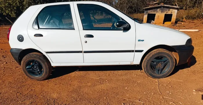 Fiat Palio EL 1.5 MPI 2P E 4P (álcool) 1997