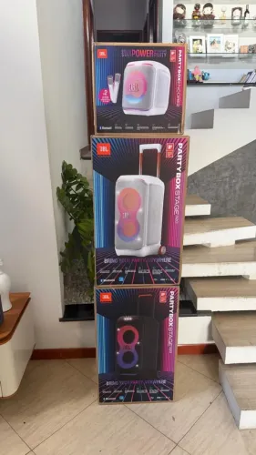 JBL Partybox 320 Stage Branca