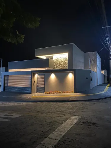 Casa a venda, no Centro de Jussara Go
