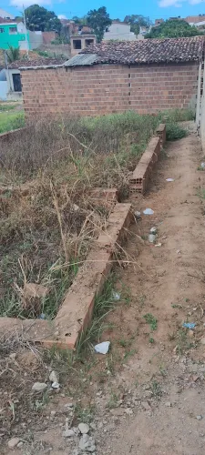 Vendo este terreno