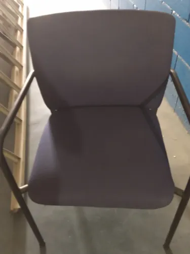 Lt 022 Cadeira Fixa pra Escritorio Marca Turnstone Azul Usada