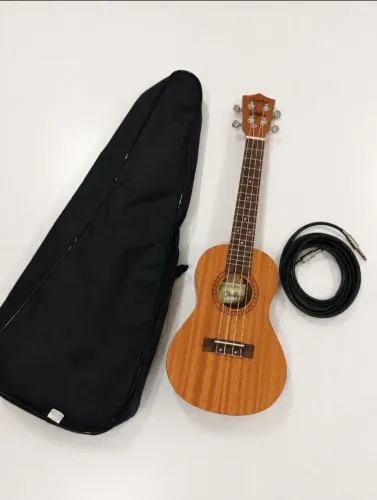 Ukulele Shelby Concert Su23m Mogno Fosco Elétrico