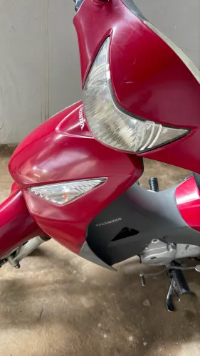 Honda Biz 125 parida elétrica e pedal 2008