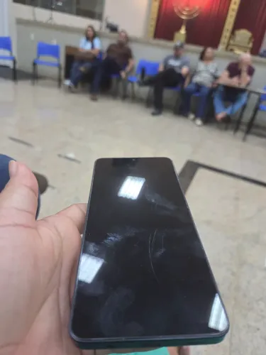 Vendo celular A 06 semi novo , sem avaria .