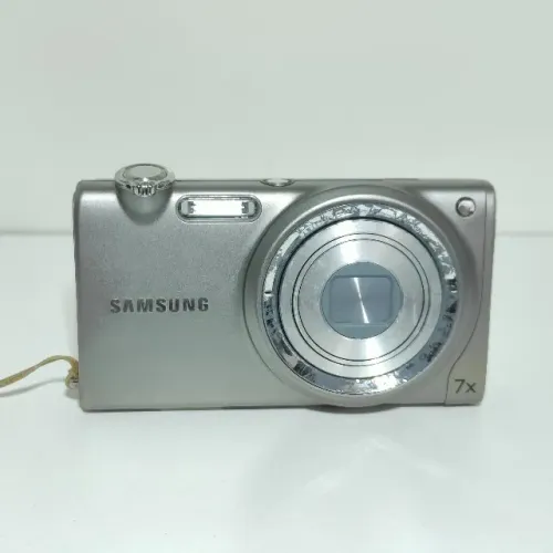 Câmera Digital Samsung ST5500 14.2MP 7x Wi-Fi Prata + Acessórios (Leia)