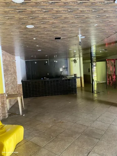 Loja para Locação em Belford Roxo, Centro, 3 dormitórios, 2 banheiros