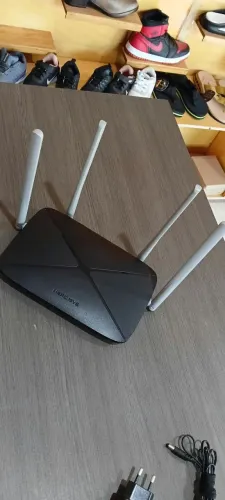 Roteador 4 antenas