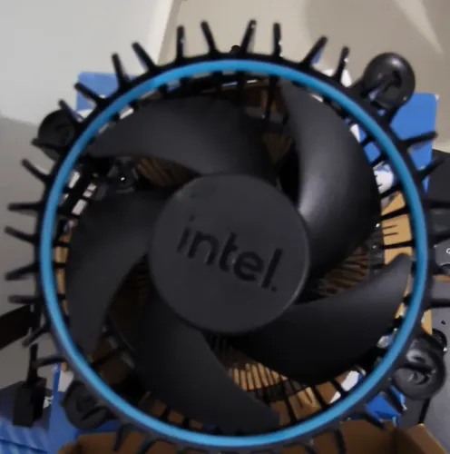 Processador I7 7700_K 4.2GHZ ESTA em SC / NoRTe da ILHA