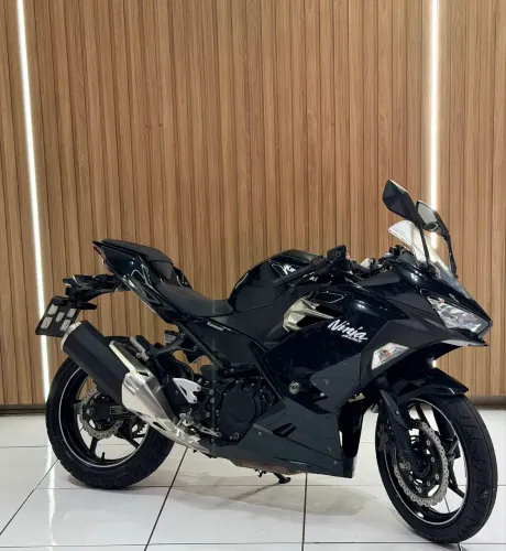 Moto KAWASAKI NINJA 400cc 2021 ZERADA