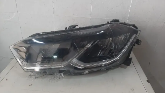 Farol Polo FULL LED 2023 A 2026 Lado Esquerdo