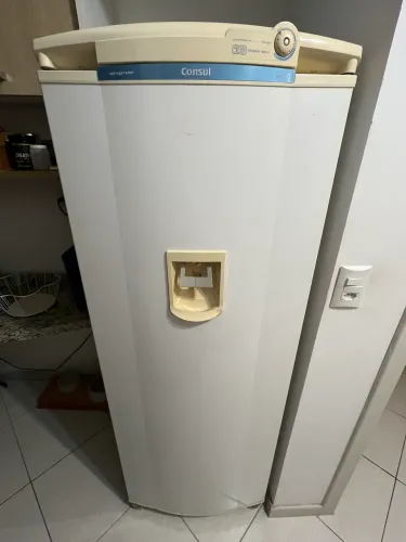 Geladeira Cônsul 340l