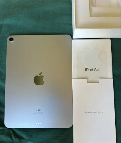 Ipad Air4 na caixa