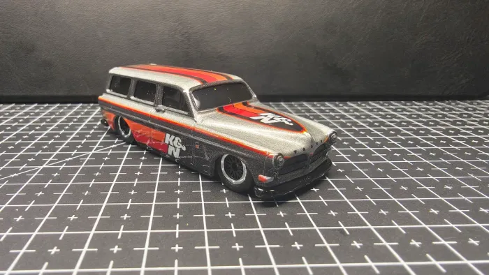 Hot Wheels Premium Volvo P220 Amazon Estate K&N