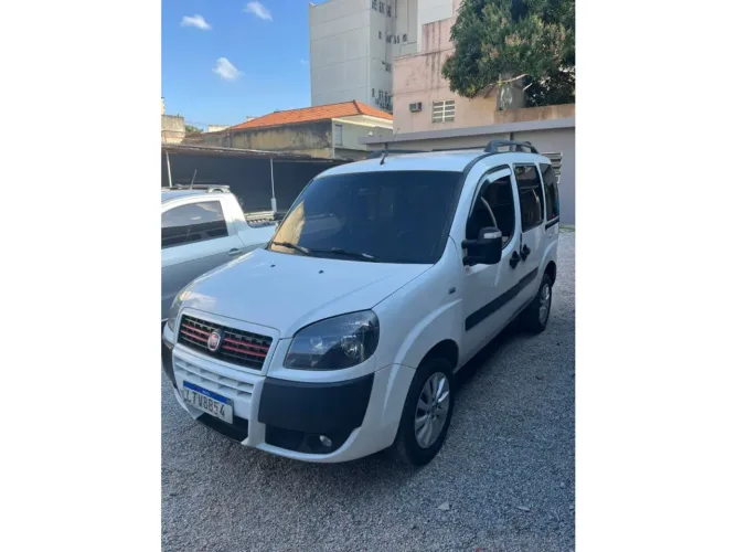 Fiat Doblo Essence 1.8 Flex 16V 5P 2020