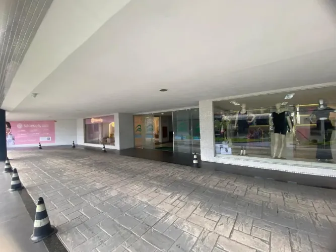 SALA COMERCIAL À VENDA | ED. CENTRO EMPRESARIAL BOLONHA