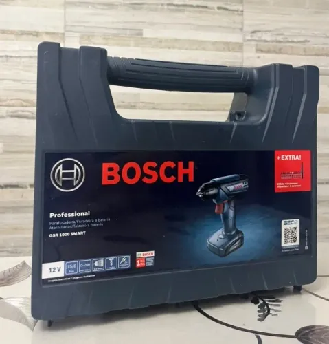 Furadeira Parafusadeira Sem Fio Bosch GSR 1000 12V + Maleta