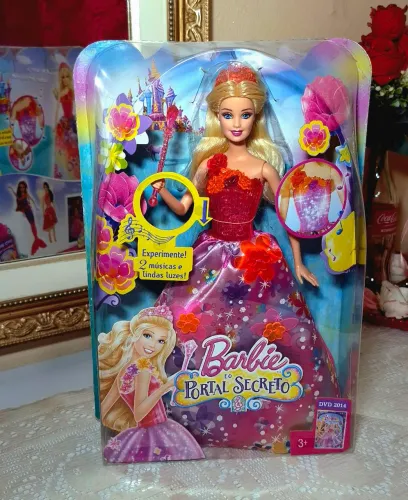 Barbie Alexa Portal Secreto na caixa