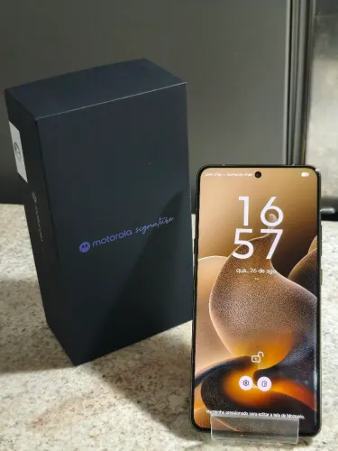Motorola Signature