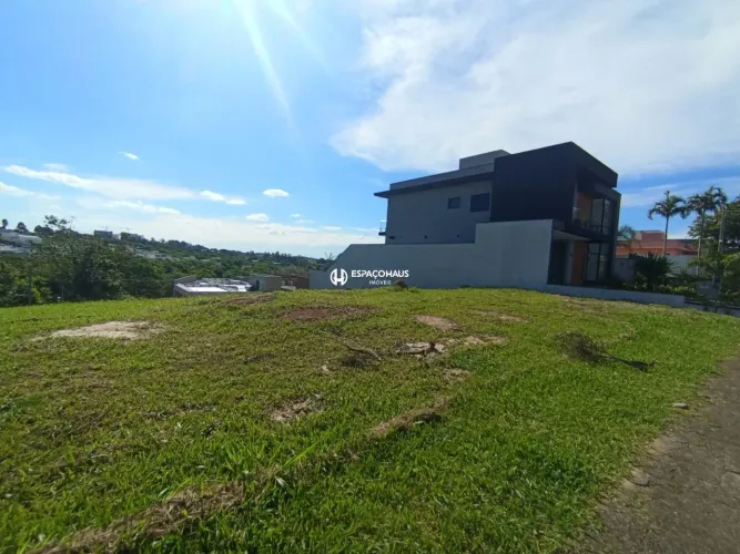 Terreno a Venda no Condomínio Terra Magna em Indaiatuba/SP.