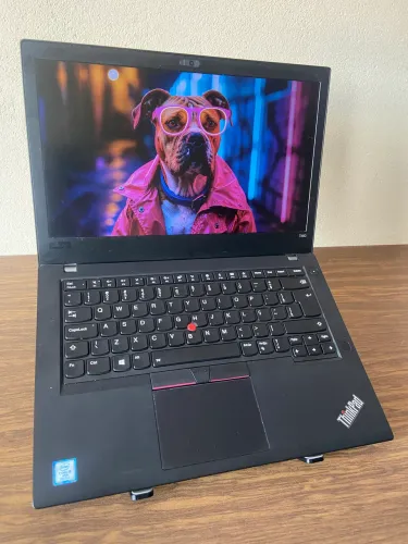 Notebook Lenovo i5 8ª Geração / UHD Graphics / 8GB RAM / 256GB SSD / Tela 14? FullHD