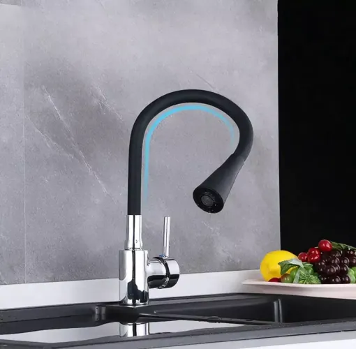 Torneira flexível preta 