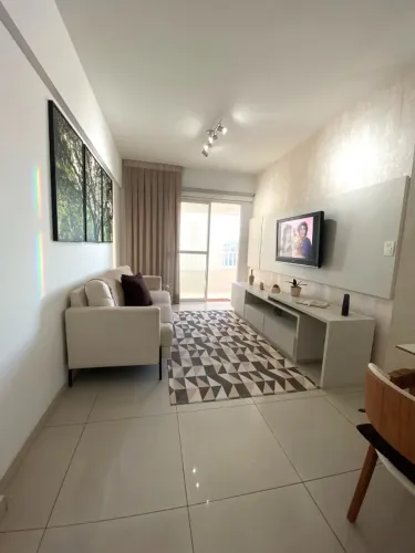 Apartamento à venda com 3 quartos, 2 banheiros de 82m² no Bairro Jardim Satélite