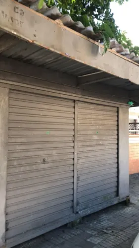 Vende-se banca de jornal em Santos!!!