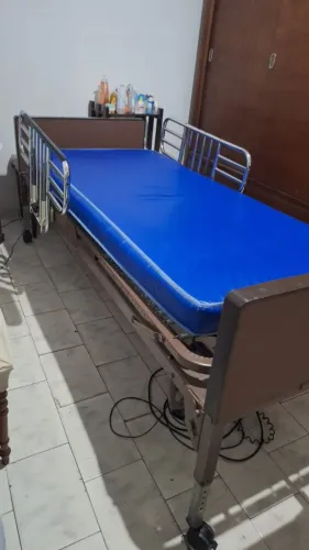 Cama hospitalar elétrica