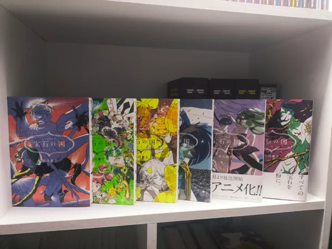 Mangás Edições japonesas de houseki no kuni