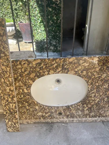 Cuba em granito para banheiro