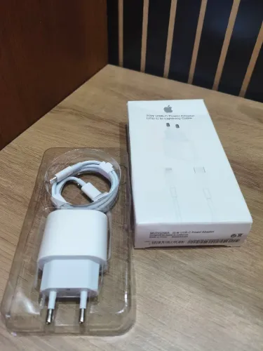 Carregador de iPhone 20W