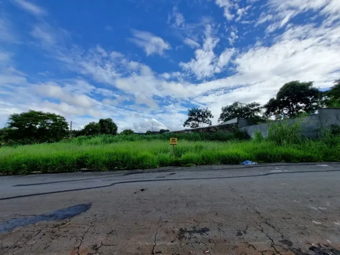 Lote à venda no Residencial Vereda dos Buritis  397 m²