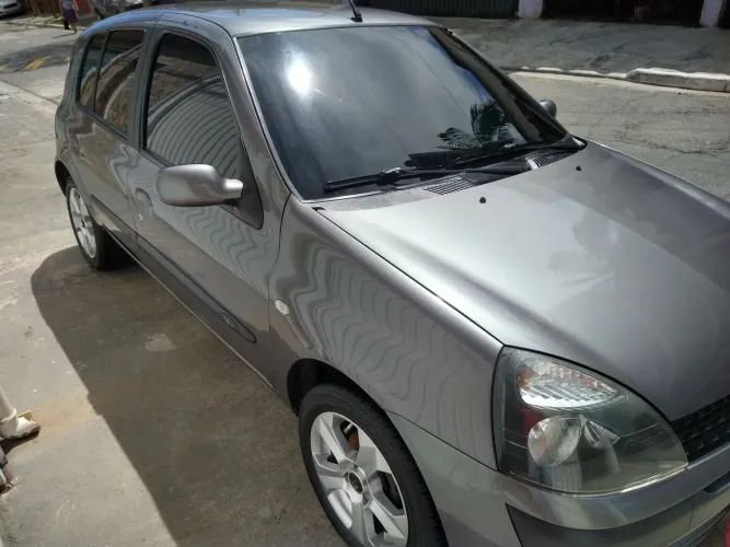 Renault Clio Authentique Hi-flex 1.0 16V 5P 2006