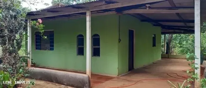 Chácara para Venda em Regente Feijó, CHACARA DAS PAINEIRAS, 2 dormitórios, 1 banheiro, 1 v