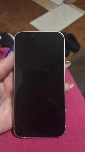 Vendo IPhone 13 256 gigas 3.000 no pix ou parcelo no cartão com taxa da maquininha 