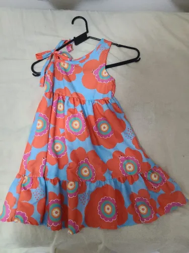 Vestido infantil floral Alphabeto tam 3 anos usado 1 vez