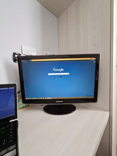 TV / Monitor LCD Samsung 24'