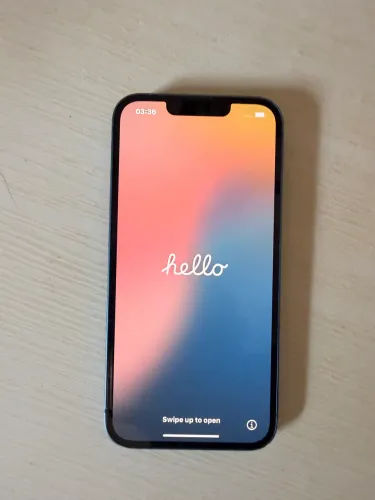 iPhone 13 - 100% bateria 