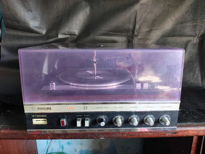 Toca disco Philips modelo 346