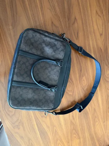Bolsa de ombro Coach tipo pasta