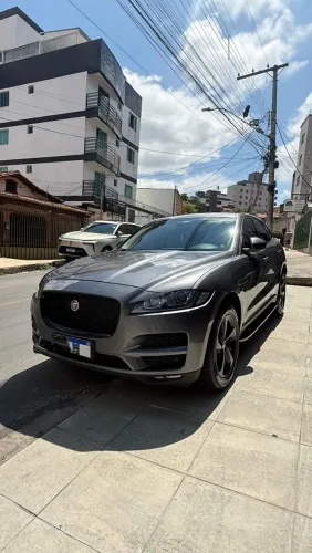 Jaguar F-Pace 2.0 Prestige 250cv Aut. 2018