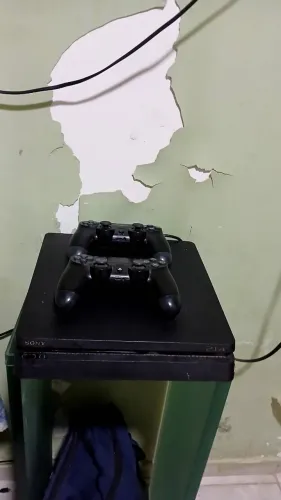 PS4 SLIM