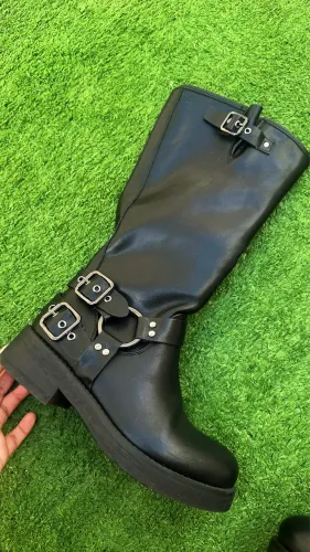 Bota estilosa 35/36