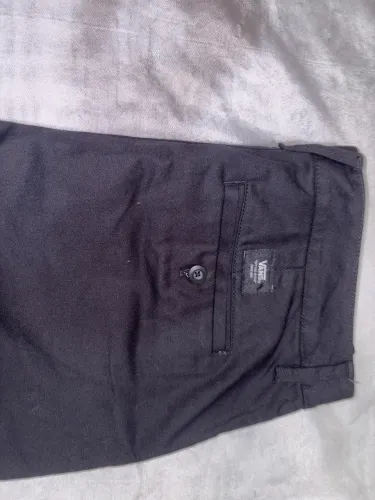 Calça Vans Authentic Chino Slim Black