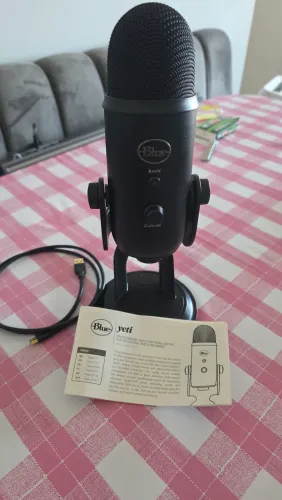 Microfone Blue Yeti - defeito na entrada USB