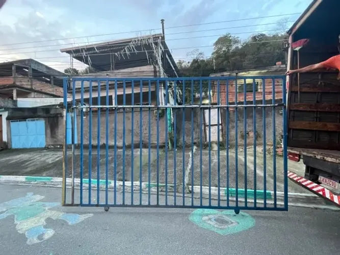 Portão de Ferro 4,00m x 2,35m - Grande e Reforçado